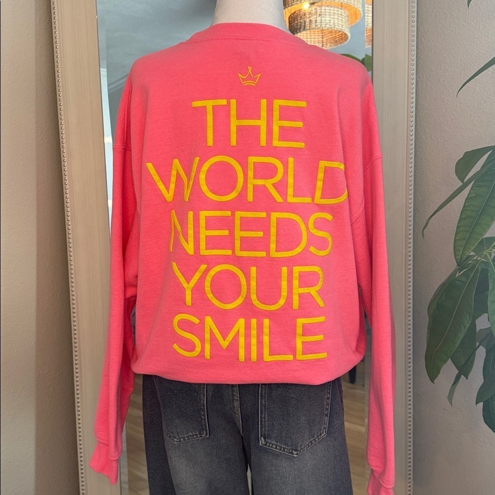 Pink Smiley Face Women's Sweatshirt - Picture 5 of 10